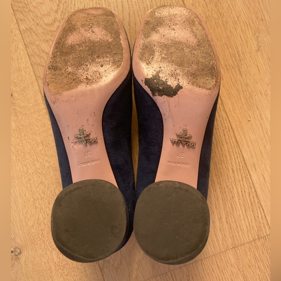 Suede Prada Pumps with Flower Buckle - Picture 4 of 7